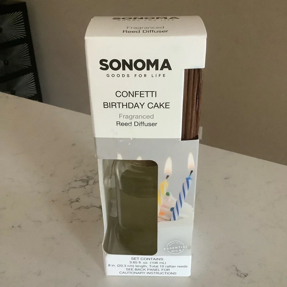 Sonoma confetti birthday cake fragranced reed diffuser 3.65 oz +10 reeds